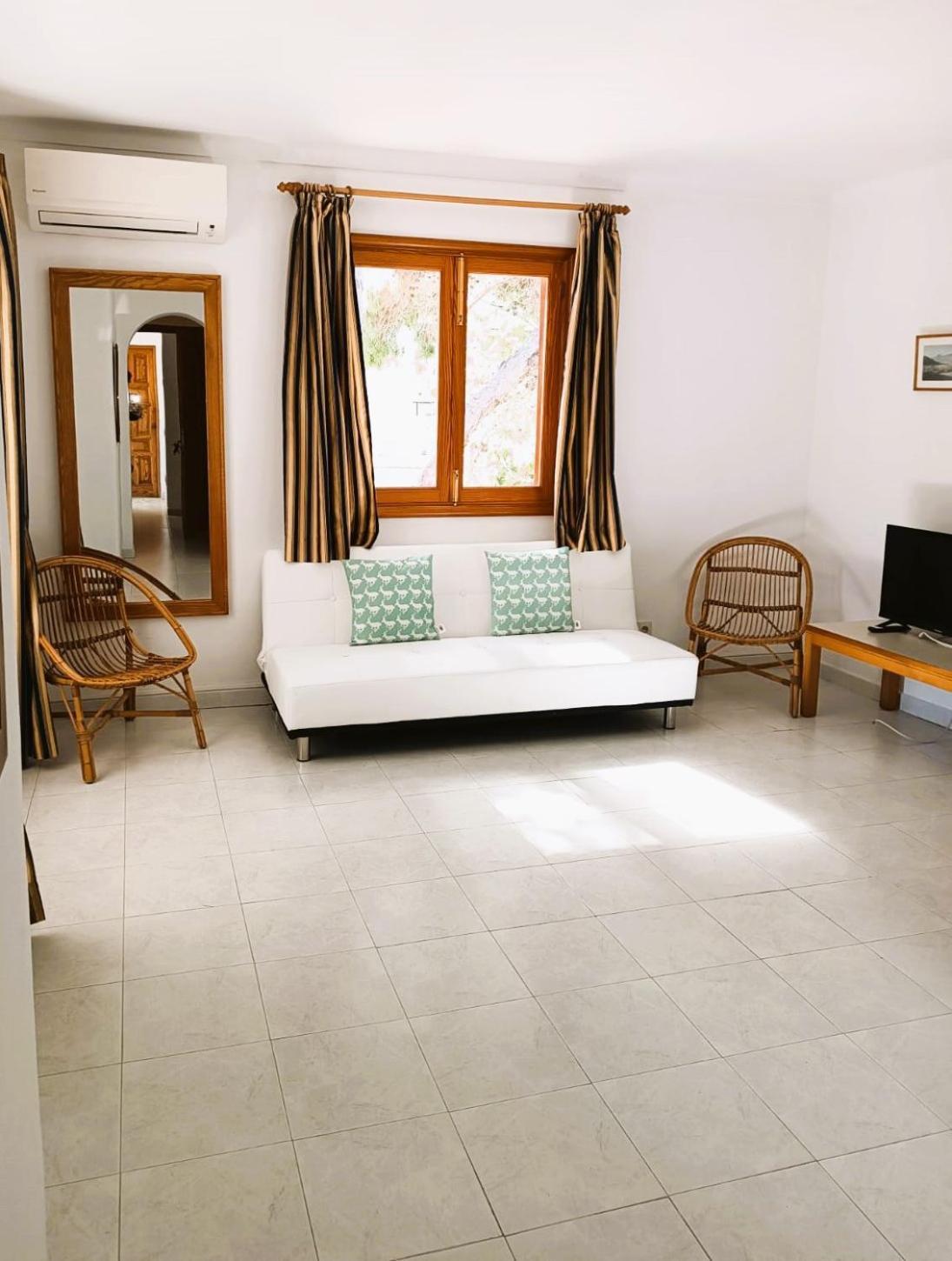 Apartamentos Mhm Cala Ratjada  Exterior photo